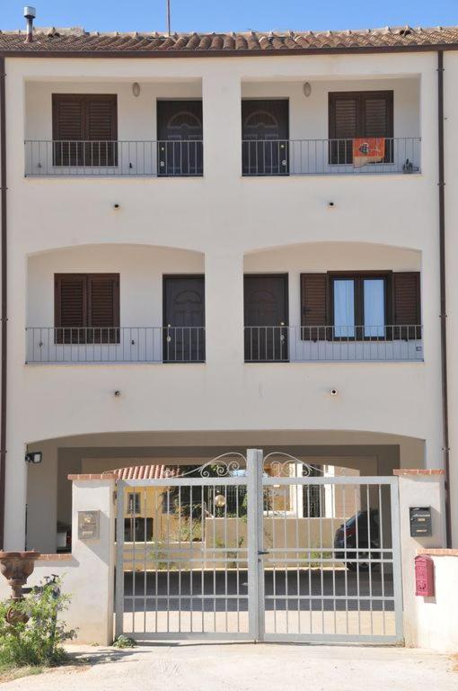 דירות אורוסיי Casa Pillina מראה חיצוני תמונה